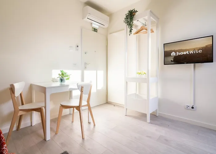 Host Wise - Private Flats - Terrace Porto