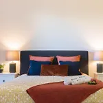 Host Wise - Private Flats - Terrace