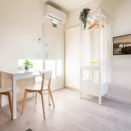 Host Wise - Private Flats - Terrace פורטו