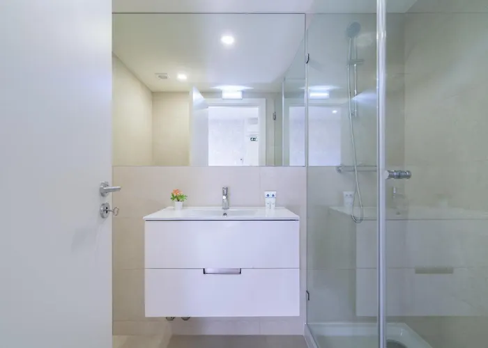 Host Wise - Private Flats - Terrace