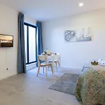 Host Wise - Private Flats - Terrace Διαμέρισμα Πόρτο