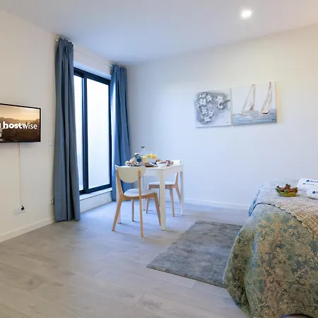 Host Wise - Private Flats - Terrace Апартаменты Порту