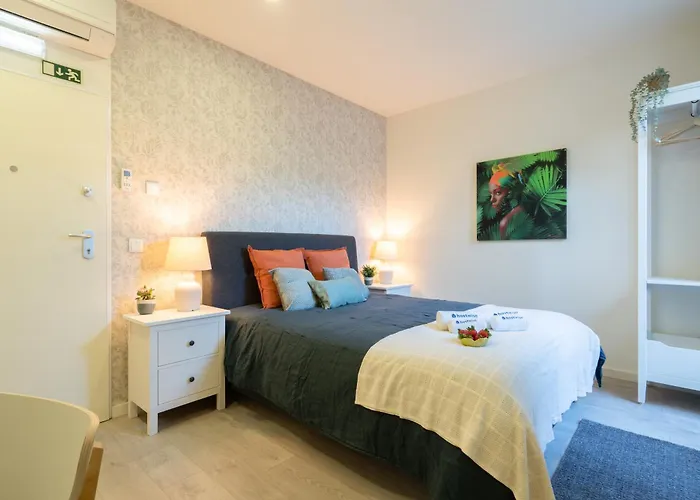 Host Wise - Private Flats - Terrace Porto